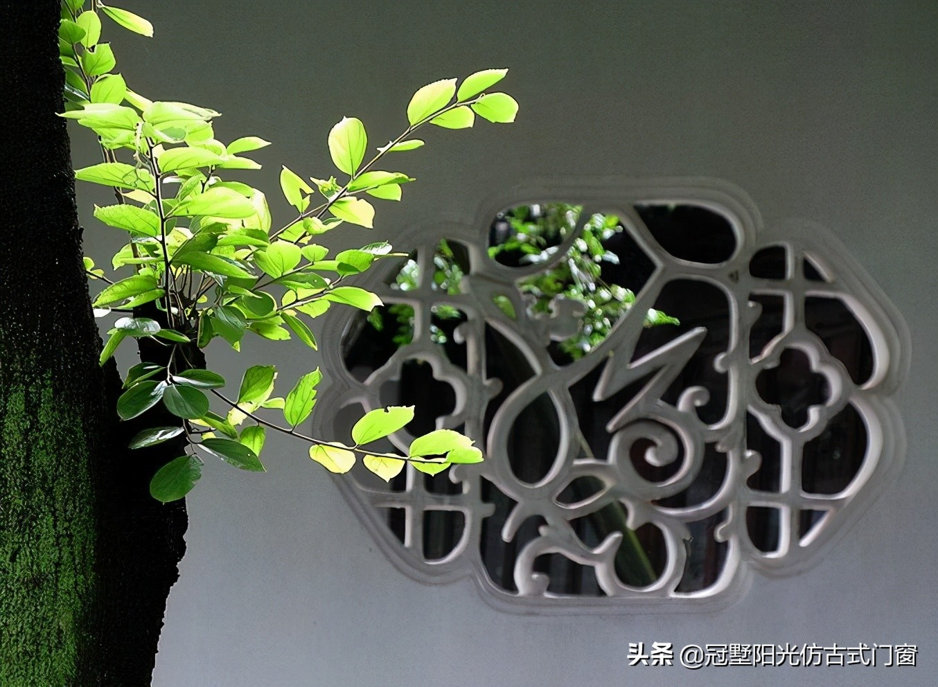 仿古花格门窗：现代建筑中的艺术重生，冠墅阳光引领新风尚